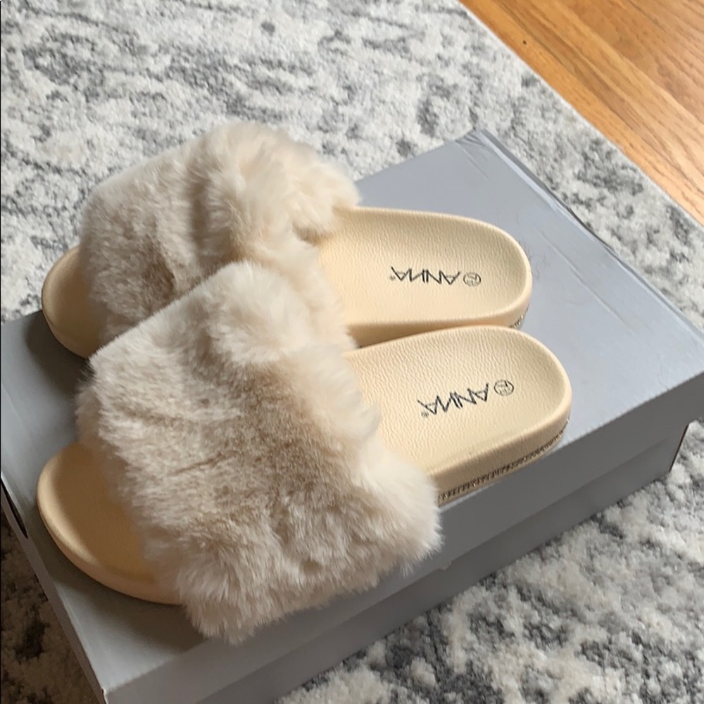 Fuzzy Slides